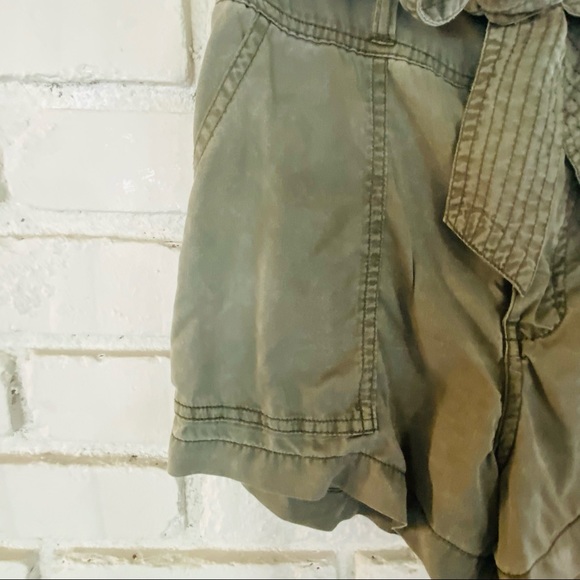 Abercrombie Green high waist utility short - Picture 4 of 5
